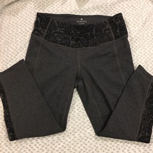 Athleta Yoga Crops